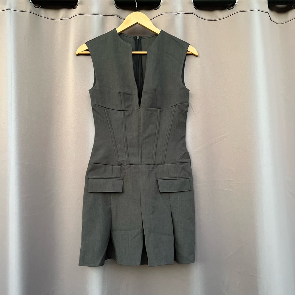 Commense dress